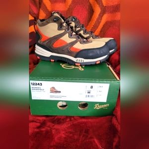 DANNER SPRINGFIELD COMPOSITE TOE BOOTS  sz 8.  Brown /bronze / orange red